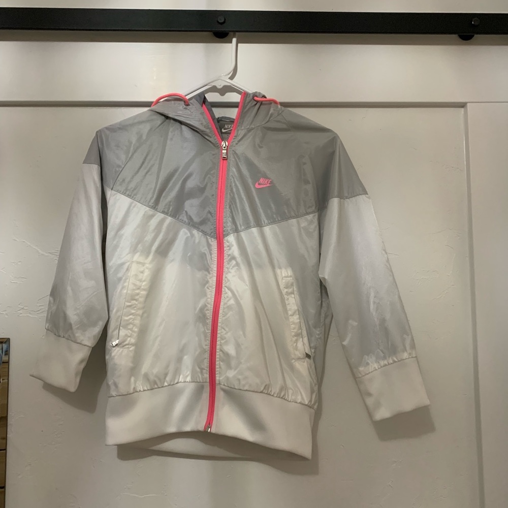 3-Quarter Sleeve Nike Windbreaker